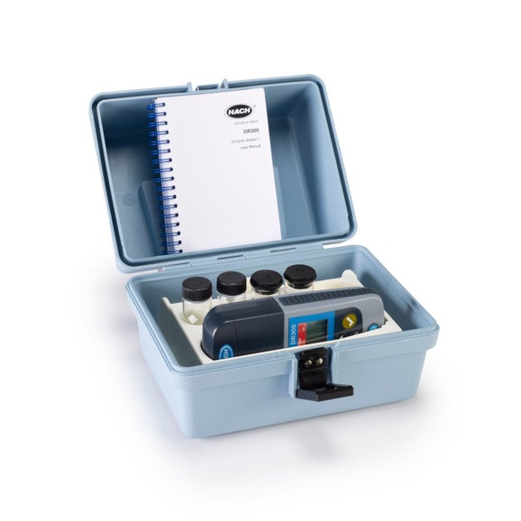 DR300 Pocket Colorimeter, Aluminum, with Box